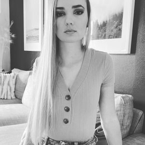 Meet your Posher, Paige